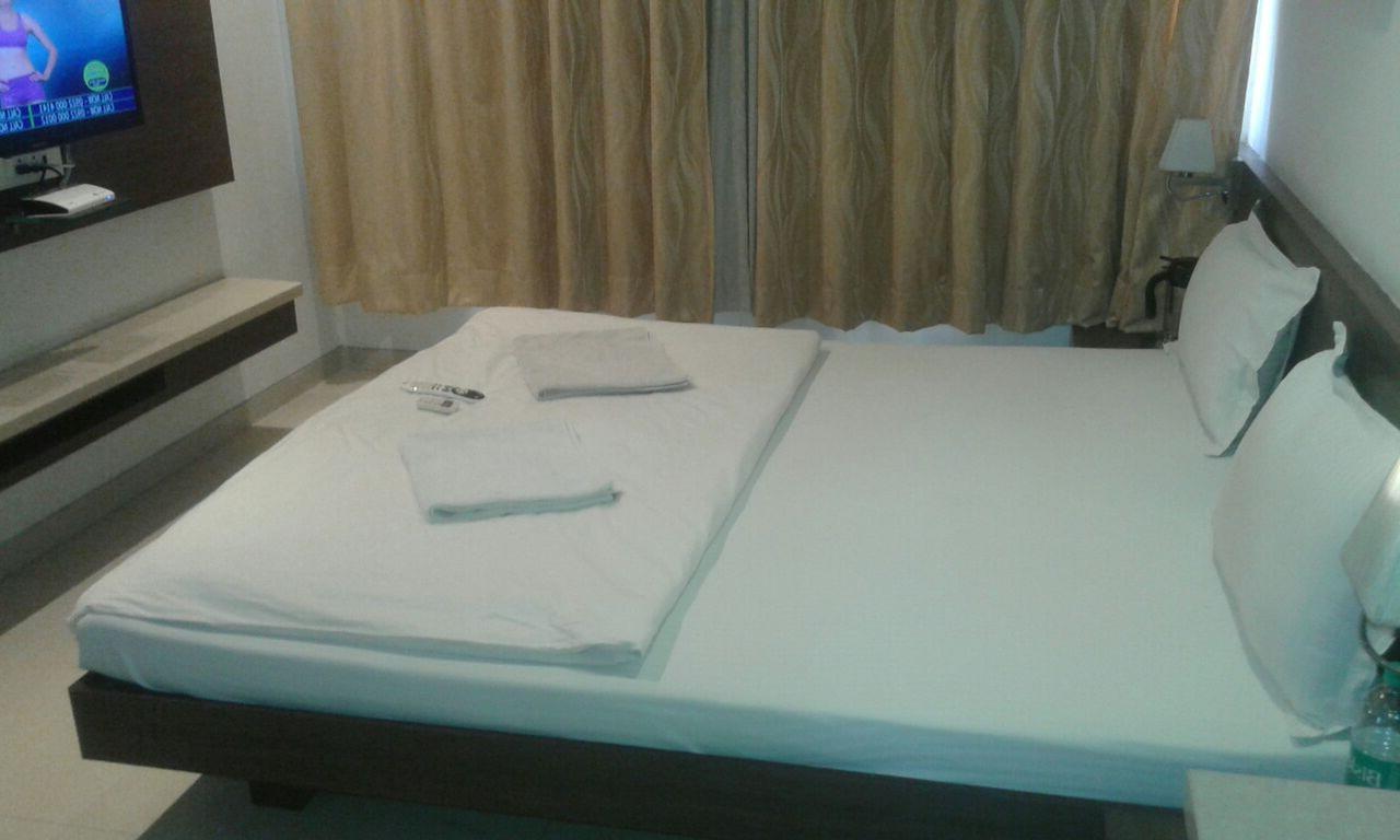 Sai Saya-Nashik Road Hotel Kültér fotó